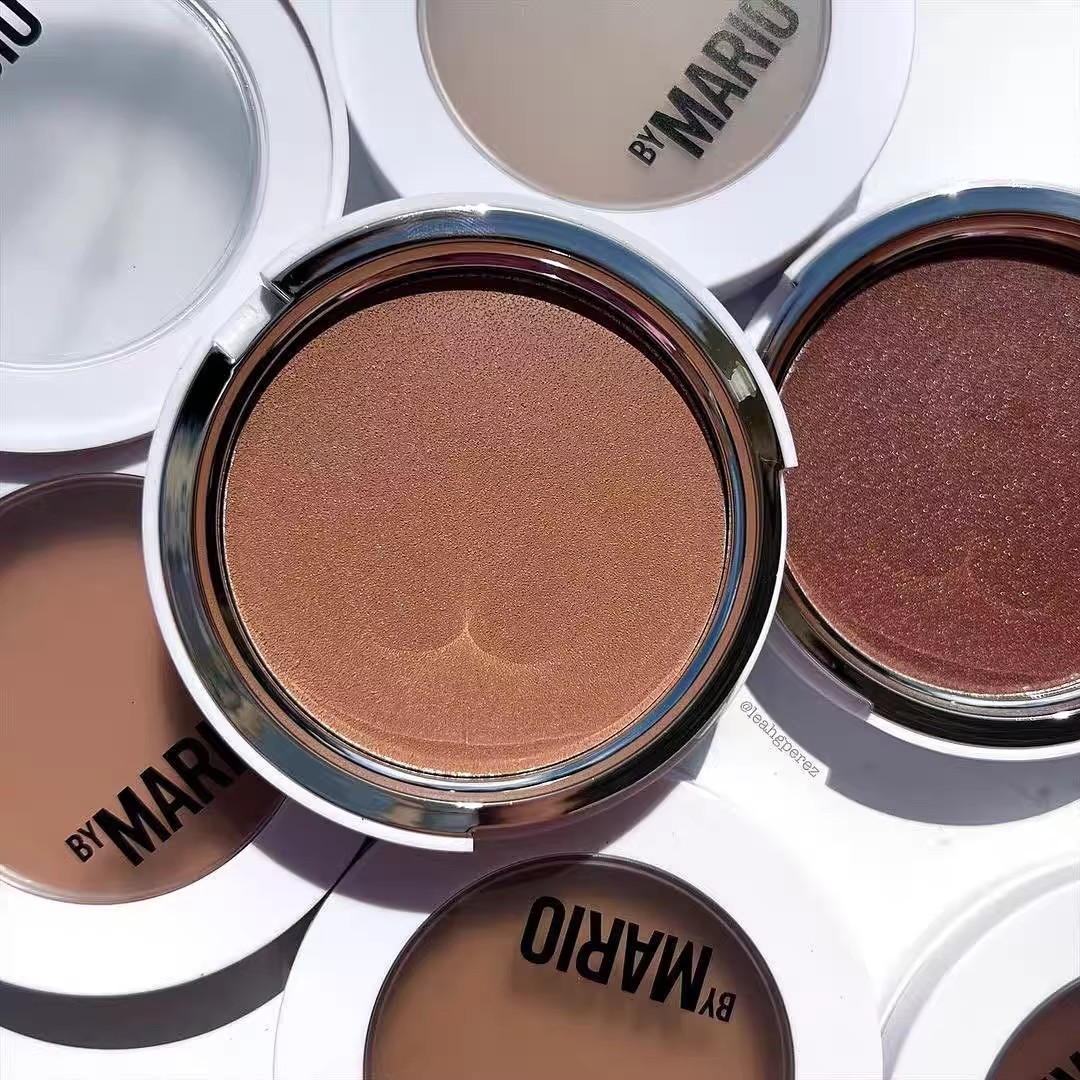 Poudre de contouring matifiant - Fenty Beauty Makeup Highlighter avis et prix