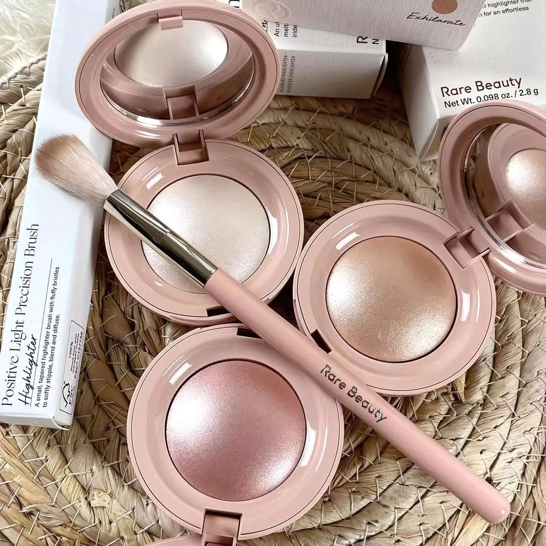 Poudre à reflets de beauté Rar - Fenty Beauty Makeup Highlighter avis et prix